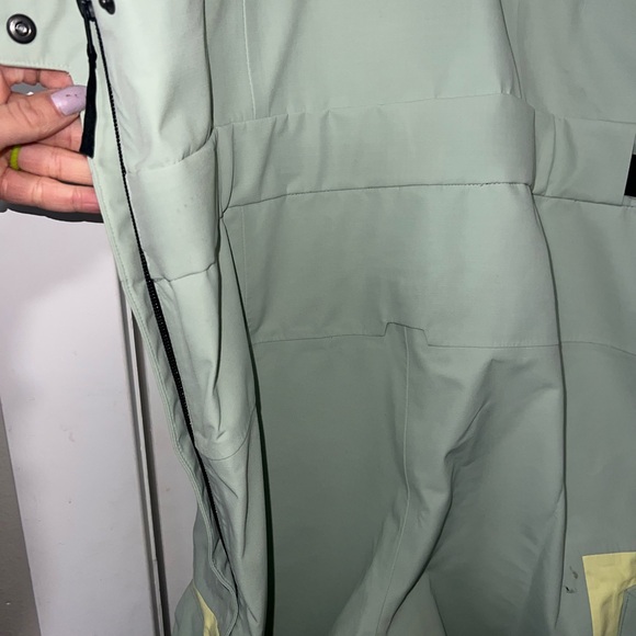 The North Face Dragline Bibs Women's Size M Short DryVent Misty Sage Ski Snow - Picture 6 of 8